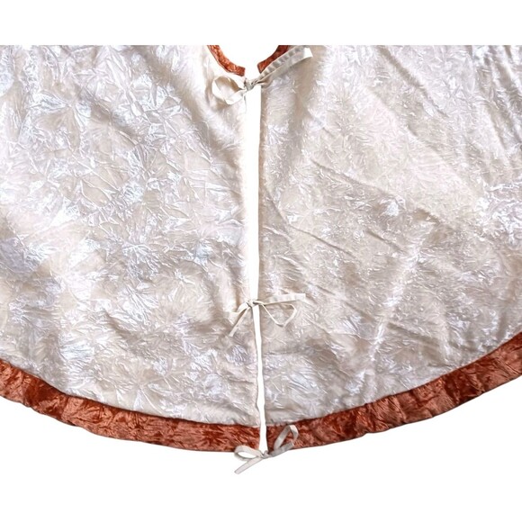 Vintage 56” Beaded & Sequined Christmas Tree Skirt Cream & Gold Crushed Velvet - Picture 6 of 6